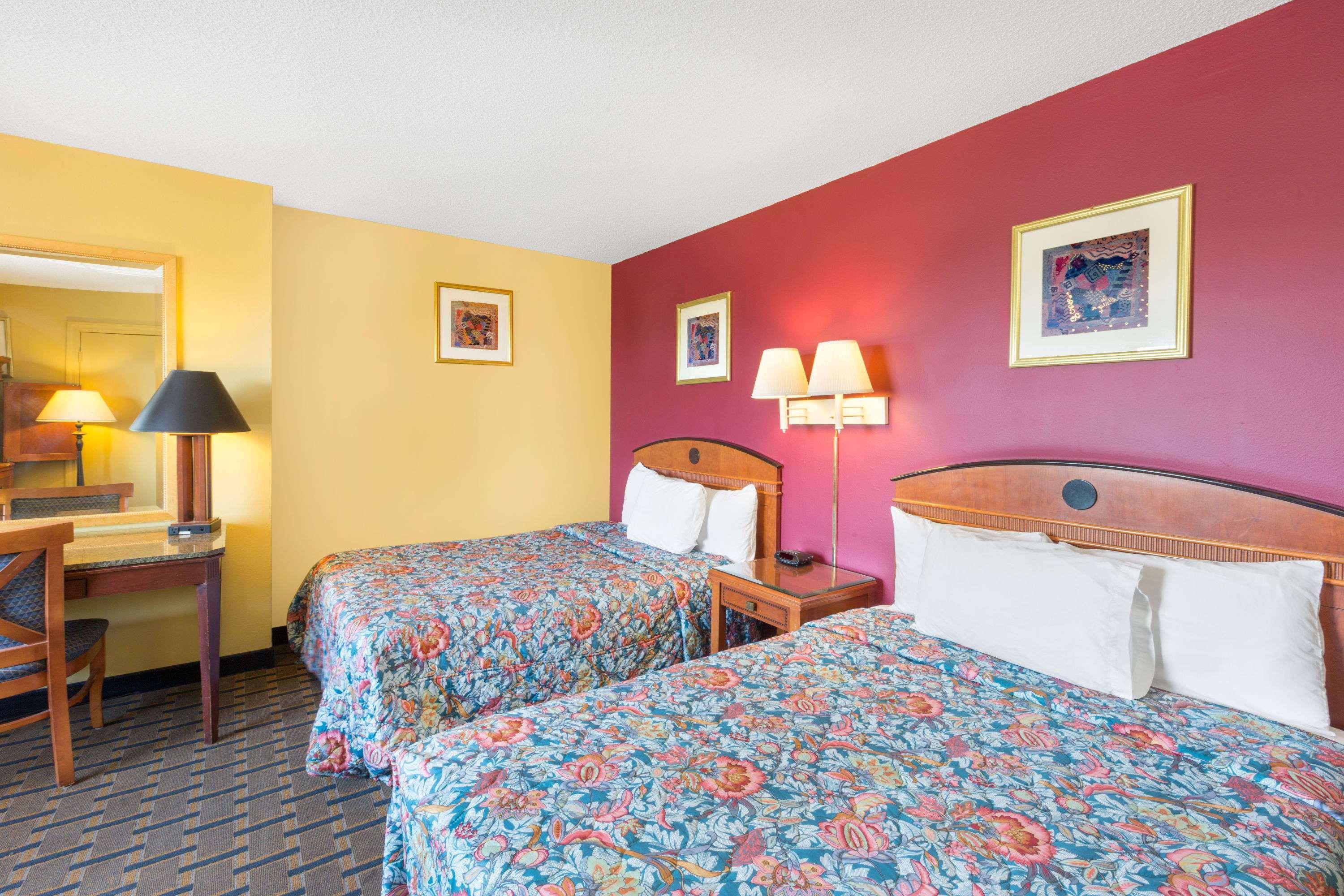 Days Inn By Wyndham Red Bluff Extérieur photo